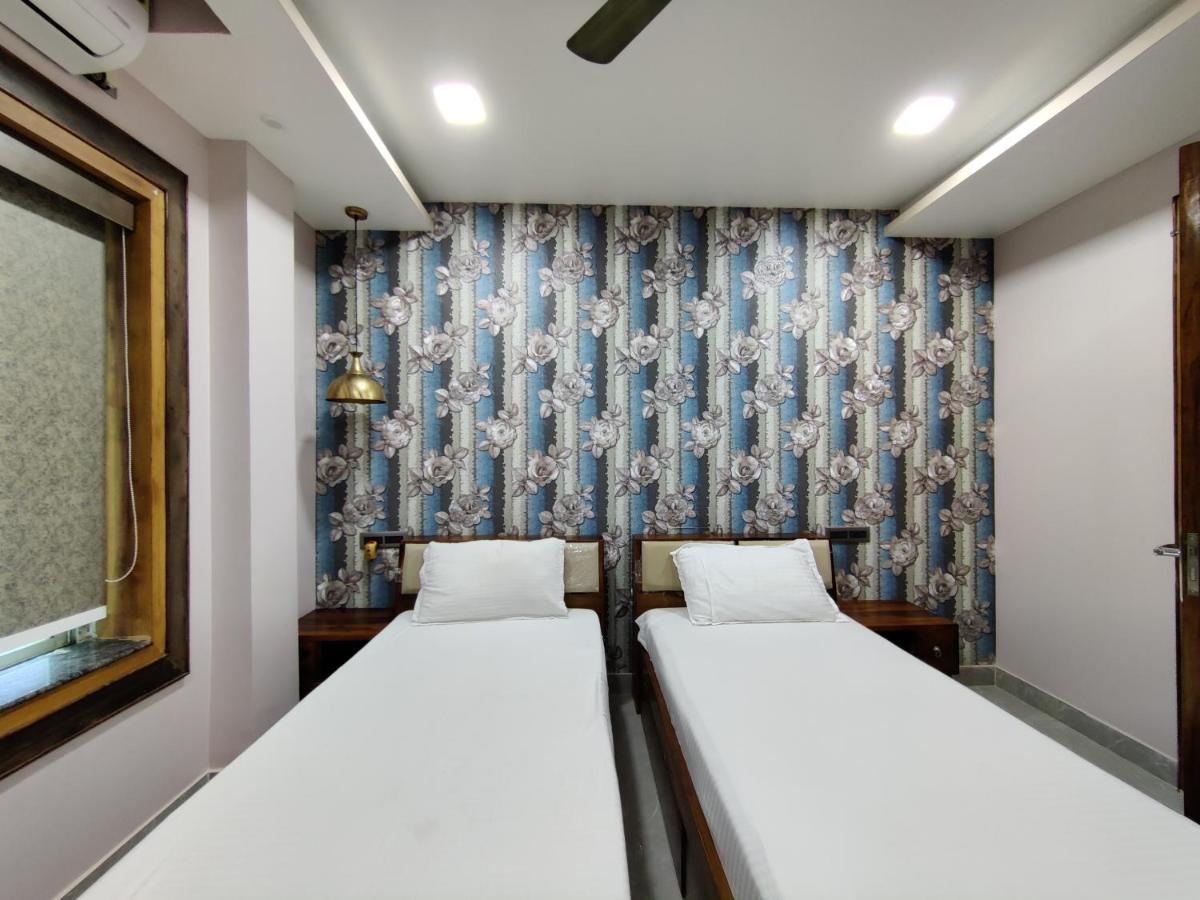 Sakuntala Residency 호텔 부바네스 외부 사진